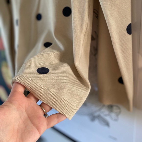 Absolutely Markle Polkadot Sweater Too - Beige and Navy - Picture 3 of 4